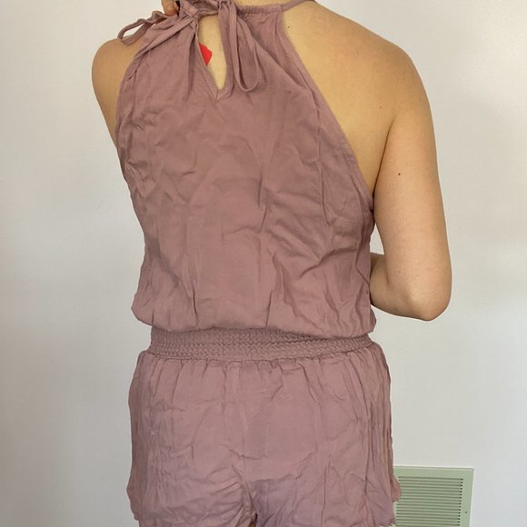 [NWT] Pink Romper - Picture 4 of 5